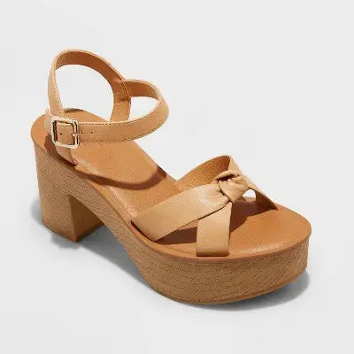 Universal Thread Chunky Block Heel Sandals – Ankle-Strap Style with Memory Foam
